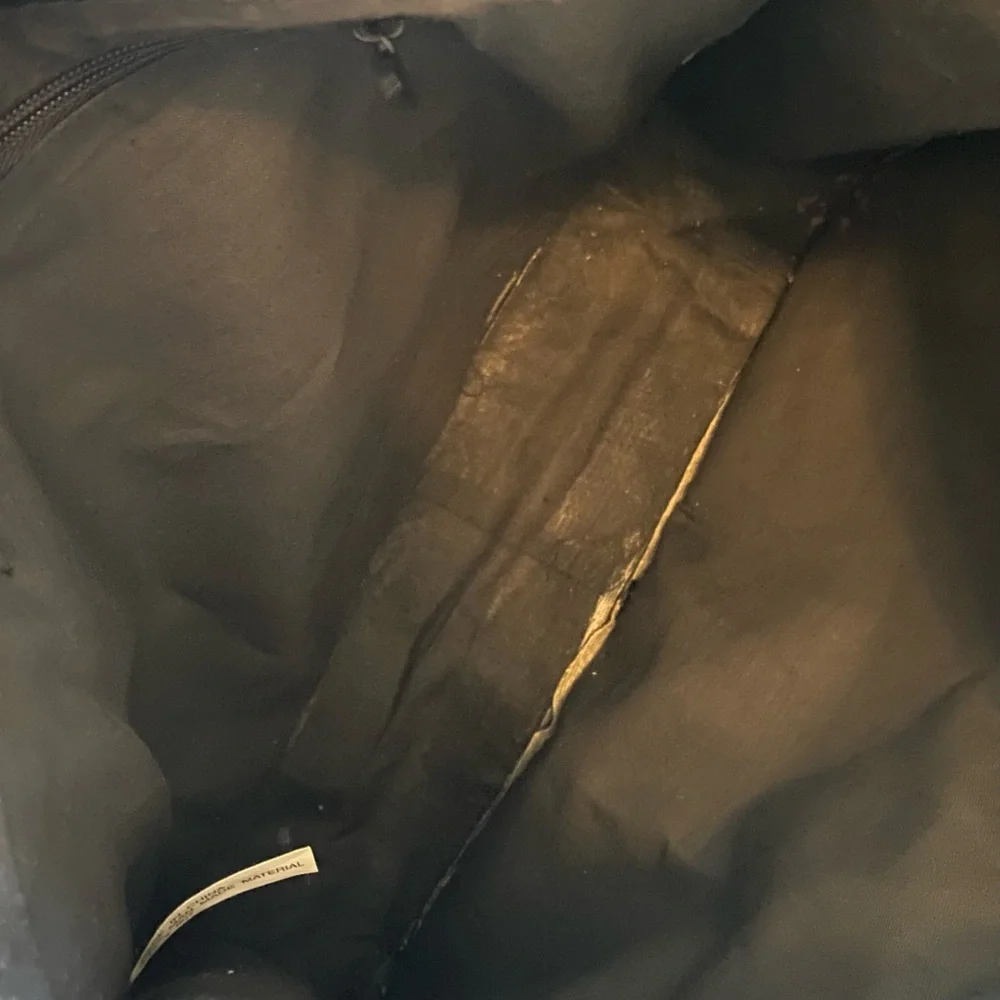 VINTAGE Manmade Leather Shoulder Bag in Black